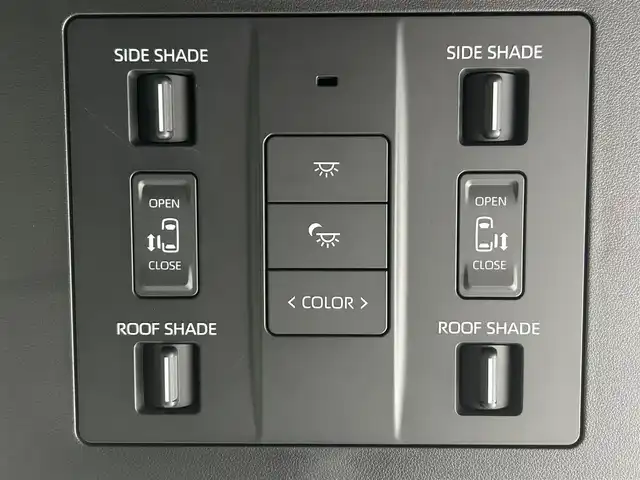 トヨタ アルファードハイブリット Z 佐賀県 2023(令5)年 5.2万km プラチナホワイトパールマイカ 純正14インチディスプレイオーディオplus/後席フリップダウンモニター/デジタルインナーミラー/左右独立ムーンルーフ/ヘッドアップディスプレイ/トヨタチームメイト/アドバンスドパーク/寒冷地仕様/パノラミックビューモニター/合皮シート/シートベンチレーション/ブラインドスポットモニター/コーナーセンサー/ワイヤレス充電/全席パワーシート/オットマン/電動リアゲート/純正18インチアルミホイール