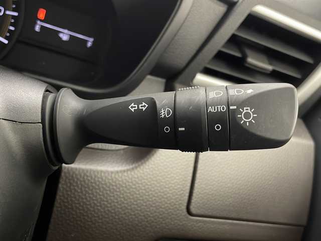 トヨタ ルーミー G 宮崎県 2022(令4)年 3.8万km パールホワイトⅢ 禁煙車/衝突被害軽減ブレーキ/社外ディスプレイオーディオ/（ATOTO/AUX/Bluetooth）/純正ETC/純正LEDオートライト/純正LEDフォグ/純正マッドガード/純正フロアマット/両側電動スライドドア/オートマチックハイビーム/クリアランスソナー/オート電動格納ミラー/オートエアコン/前席シートヒーター/ウインカードアミラー/スマートキー/プッシュエンジンスタート/取扱い説明書/オーディオ取扱い説明書