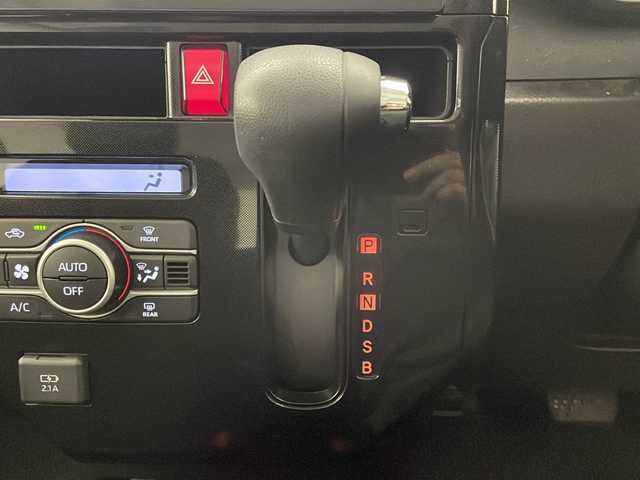 トヨタ ルーミー G 宮崎県 2022(令4)年 3.8万km パールホワイトⅢ 禁煙車/衝突被害軽減ブレーキ/社外ディスプレイオーディオ/（ATOTO/AUX/Bluetooth）/純正ETC/純正LEDオートライト/純正LEDフォグ/純正マッドガード/純正フロアマット/両側電動スライドドア/オートマチックハイビーム/クリアランスソナー/オート電動格納ミラー/オートエアコン/前席シートヒーター/ウインカードアミラー/スマートキー/プッシュエンジンスタート/取扱い説明書/オーディオ取扱い説明書