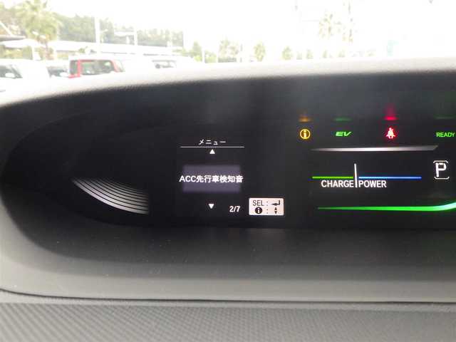 ホンダ ステップワゴン スパーダ eHEV G ホンダS 千葉県 2021(令3)年 4.1万km プラチナホワイトパール ホンダセンシング/・衝突軽減ブレーキ（CMBS）/・車線維持支援システム（LKAS）/・アダプティブクルーズコントロール（ACC）/・後方誤発進抑制機能/・誤発進抑制機能/両側パワースライドドア/純正メモリーナビ/地デジTV/【DVD/CD再生機能　Bluetooth接続】/バックカメラ/革巻きステアリング/ステアリングスイッチ/ETC（2.0）/LEDヘッドライト/フォグライト/ウインカーミラー/純正16インチアルミホイル/スマートキー