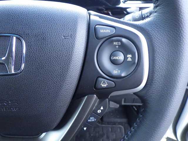 ホンダ ステップワゴン スパーダ eHEV G ホンダS 千葉県 2021(令3)年 4.1万km プラチナホワイトパール ホンダセンシング/・衝突軽減ブレーキ（CMBS）/・車線維持支援システム（LKAS）/・アダプティブクルーズコントロール（ACC）/・後方誤発進抑制機能/・誤発進抑制機能/両側パワースライドドア/純正メモリーナビ/地デジTV/【DVD/CD再生機能　Bluetooth接続】/バックカメラ/革巻きステアリング/ステアリングスイッチ/ETC（2.0）/LEDヘッドライト/フォグライト/ウインカーミラー/純正16インチアルミホイル/スマートキー