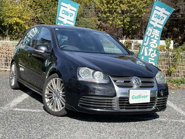 フォルクスワーゲン ゴルフ R32 埼玉県 2006(平18)年 5.2万km 黒 本革シート/シートヒーター/社外ディスプレイオーディオ/バックカメラ/純正１８インチAW/HIDライト/キーレス