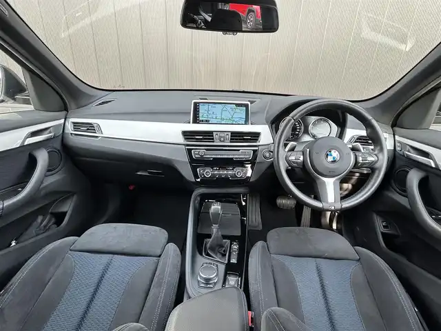 ＢＭＷ Ｘ１ xDrive 18d Mスポーツ 道東・釧路十勝 2019(令1)年 1.4万km サファイアブラックP ４WD/純正HDDナビ/ BT/USB/バックカメラ/ミラーETC/純正前後ドライブレコーダー/衝突回避ブレーキ/クルーズコントロール/パークディスタンスコントロール/フロントシートヒーティング/純正フロアマット/パワーバックドア/純正18インチAW
