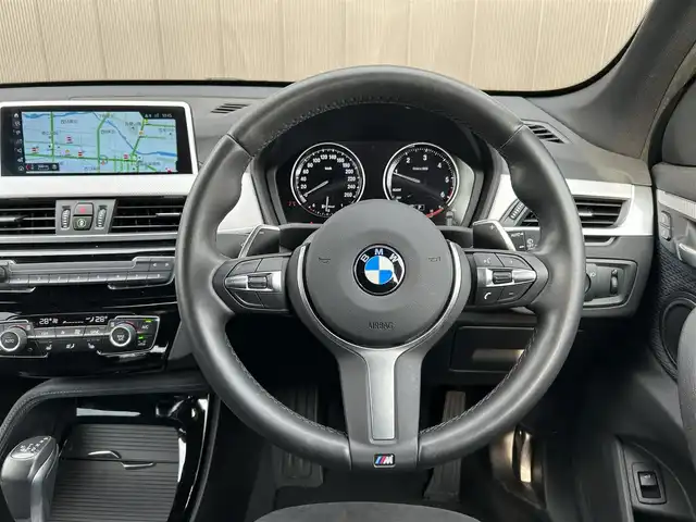 ＢＭＷ Ｘ１ xDrive 18d Mスポーツ 道東・釧路十勝 2019(令1)年 1.4万km サファイアブラックP ４WD/純正HDDナビ/ BT/USB/バックカメラ/ミラーETC/純正前後ドライブレコーダー/衝突回避ブレーキ/クルーズコントロール/パークディスタンスコントロール/フロントシートヒーティング/純正フロアマット/パワーバックドア/純正18インチAW