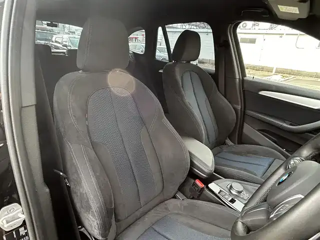 ＢＭＷ Ｘ１ xDrive 18d Mスポーツ 道東・釧路十勝 2019(令1)年 1.4万km サファイアブラックP ４WD/純正HDDナビ/ BT/USB/バックカメラ/ミラーETC/純正前後ドライブレコーダー/衝突回避ブレーキ/クルーズコントロール/パークディスタンスコントロール/フロントシートヒーティング/純正フロアマット/パワーバックドア/純正18インチAW