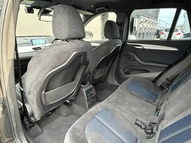 ＢＭＷ Ｘ１ xDrive 18d Mスポーツ 道東・釧路十勝 2019(令1)年 1.4万km サファイアブラックP ４WD/純正HDDナビ/ BT/USB/バックカメラ/ミラーETC/純正前後ドライブレコーダー/衝突回避ブレーキ/クルーズコントロール/パークディスタンスコントロール/フロントシートヒーティング/純正フロアマット/パワーバックドア/純正18インチAW