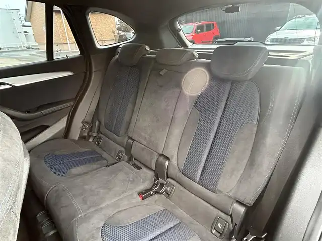 ＢＭＷ Ｘ１ xDrive 18d Mスポーツ 道東・釧路十勝 2019(令1)年 1.4万km サファイアブラックP ４WD/純正HDDナビ/ BT/USB/バックカメラ/ミラーETC/純正前後ドライブレコーダー/衝突回避ブレーキ/クルーズコントロール/パークディスタンスコントロール/フロントシートヒーティング/純正フロアマット/パワーバックドア/純正18インチAW