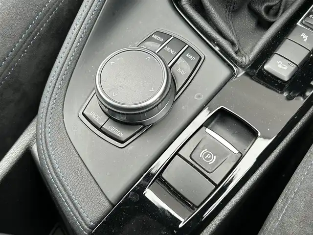 ＢＭＷ Ｘ１ xDrive 18d Mスポーツ 道東・釧路十勝 2019(令1)年 1.4万km サファイアブラックP ４WD/純正HDDナビ/ BT/USB/バックカメラ/ミラーETC/純正前後ドライブレコーダー/衝突回避ブレーキ/クルーズコントロール/パークディスタンスコントロール/フロントシートヒーティング/純正フロアマット/パワーバックドア/純正18インチAW