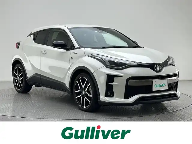 トヨタ Ｃ－ＨＲ S GRスポーツ 兵庫県 2020(令2)年 4.6万km ホワイトパールクリスタルシャイン 純正ディスプレイオーディオ(USB/フルセグ/Bluetooth/Miracast)/全方位カメラ/ハーフレザーシート/シートヒーター(D+N席)/純正19インチアルミホイール/純正フロアマット/追従型クルーズコントロール/前後ドライブレコーダー/オートライト/オートマチックハイビーム/LEDヘッドライト/ビルトインETC/レーンキープアシスト