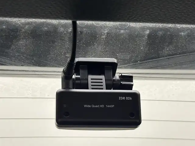 トヨタ Ｃ－ＨＲ S GRスポーツ 兵庫県 2020(令2)年 4.6万km ホワイトパールクリスタルシャイン 純正ディスプレイオーディオ(USB/フルセグ/Bluetooth/Miracast)/全方位カメラ/ハーフレザーシート/シートヒーター(D+N席)/純正19インチアルミホイール/純正フロアマット/追従型クルーズコントロール/前後ドライブレコーダー/オートライト/オートマチックハイビーム/LEDヘッドライト/ビルトインETC/レーンキープアシスト