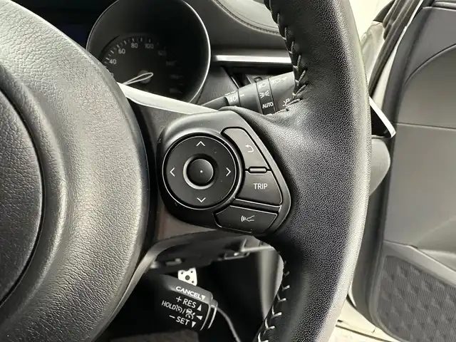 トヨタ Ｃ－ＨＲ S GRスポーツ 兵庫県 2020(令2)年 4.6万km ホワイトパールクリスタルシャイン 純正ディスプレイオーディオ(USB/フルセグ/Bluetooth/Miracast)/全方位カメラ/ハーフレザーシート/シートヒーター(D+N席)/純正19インチアルミホイール/純正フロアマット/追従型クルーズコントロール/前後ドライブレコーダー/オートライト/オートマチックハイビーム/LEDヘッドライト/ビルトインETC/レーンキープアシスト