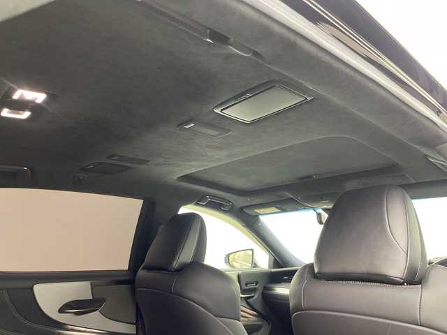 レクサス ＬＳ 500h Fスポーツ 群馬県 2017(平29)年 7.9万km ブラック ４ＷＤ　ムーンルーフ　マークレビンソンプレミアムオーディオ　純正ナビ　全周囲カメラ　ビルトインＥＴＣ２．０　パワーバッグドア　デジタルインナーミラー　シートヒーター　ベンチレーション　ＬＥＤ　禁煙車