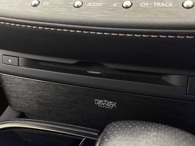 レクサス ＬＳ 500h Fスポーツ 群馬県 2017(平29)年 7.9万km ブラック ４ＷＤ　ムーンルーフ　マークレビンソンプレミアムオーディオ　純正ナビ　全周囲カメラ　ビルトインＥＴＣ２．０　パワーバッグドア　デジタルインナーミラー　シートヒーター　ベンチレーション　ＬＥＤ　禁煙車