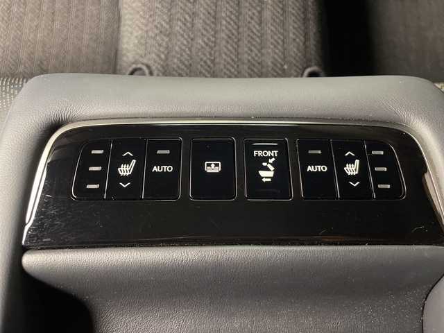 レクサス ＬＳ 500h Fスポーツ 群馬県 2017(平29)年 7.9万km ブラック ４ＷＤ　ムーンルーフ　マークレビンソンプレミアムオーディオ　純正ナビ　全周囲カメラ　ビルトインＥＴＣ２．０　パワーバッグドア　デジタルインナーミラー　シートヒーター　ベンチレーション　ＬＥＤ　禁煙車