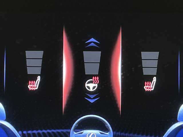 レクサス ＬＳ 500h Fスポーツ 群馬県 2017(平29)年 7.9万km ブラック ４ＷＤ　ムーンルーフ　マークレビンソンプレミアムオーディオ　純正ナビ　全周囲カメラ　ビルトインＥＴＣ２．０　パワーバッグドア　デジタルインナーミラー　シートヒーター　ベンチレーション　ＬＥＤ　禁煙車