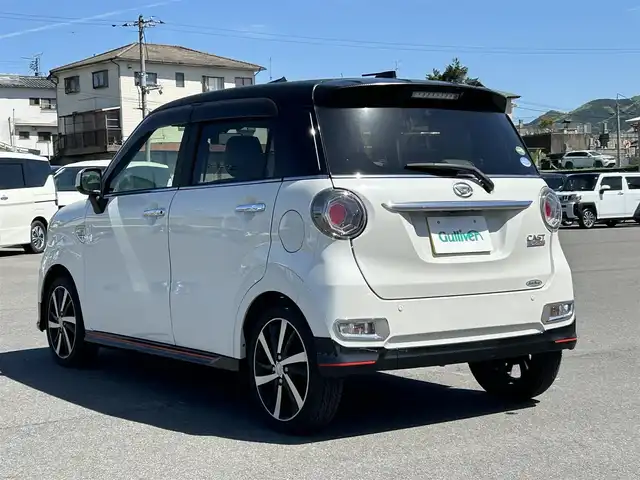 ダイハツ キャスト スポーツ SAⅡ 岡山県 2016(平28)年 4.9万km パールホワイトⅢ 社外メモリナビ　CN-S310WD/フルセグＴＶ　ＣＤ　ＤＶＤ　ＡＭ　ＦＭ　Ｂｌｕｅｔｏｏｔｈ　/白革調シートカバー　/ＥＴＣ　/バックカメラ　/前後ドラレコ　/パドルシフト　/スマートキー　/ドアバイザー