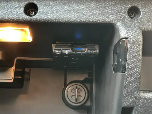 ＭＩＮＩ ミニ クロスオーバー クーパー D 群馬県 2015(平27)年 5万km コスミックブルーM ワンオーナー/社外メモリーナビ（AVIC-R205）/（FM/AM/CD/DVD/BT/AUX/iPod）/フルセグテレビ/社外ドラレコ（前方 20R-012）/バックカメラ/ETC/横滑り防止装置/革巻きステアリング/電動格納ミラー/フォグランプ/純正アルミホイール/純正マット/取扱説明書/保証書/社外ホイール付きスタッドレスタイヤ積込