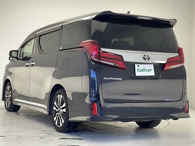トヨタ アルファード S Cパッケージ 沖縄県 2020(令2)年 4万km スパークリングブラックパールクリスタルシャイン 純正ナビ/（フルセグＴＶ　ＤＶＤ再生　Ｂｌｕｅｔｏｏｔｈ接続）/バックカメラ/ドライブレコーダー/ビルトインETC/トヨタセーフティセンス/100V充電/レザーシート/シートヒーター/エアシート/パワーバックドア/クリアランスソナー/ステアリングヒーター/ステアリングスイッチ/両側パワースライドドア/オットマン/純正フロアマット/純正18インチアルミホイール/取扱説明書