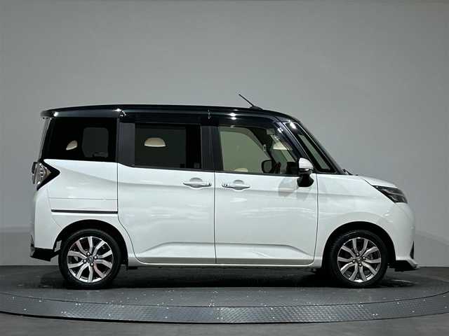 トヨタ タンク カスタムG－T 愛媛県 2019(令1)年 4.4万km ブラックマイカメタリック/パールホワイト2トーン ・７型社外ナビ（フルセグＴＶ・ＢＴ・ＦＭＡＭ・ＳＤ）/・バックカメラ　/・ＥＴＣ　/・両側パワースライドドア　/・クルーズコントロール　/・衝突軽減ブレーキ　/・オートマチックハイビーム　/・前方ドラレコ　/・横滑り防止/・アイドリングストップ/・コーナーセンサー/・ステアリングリモコン/・LEDヘッドライト/・DN席シートヒーター