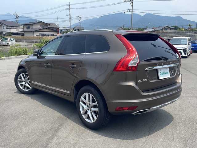 ボルボ ＸＣ６０ D4 クラシック 山口県 2016(平28)年 12.5万km トワイライトブロンズメタリック 純正メモリナビ/Bluetooth接続/バックカメラ/シートヒーター/純正フロアマット/純正18インチアルミホイール/クルーズコントロール/パワーシート/サンルーフ/電動リアゲート/ウインカーミラー/ETC/プッシュスタート