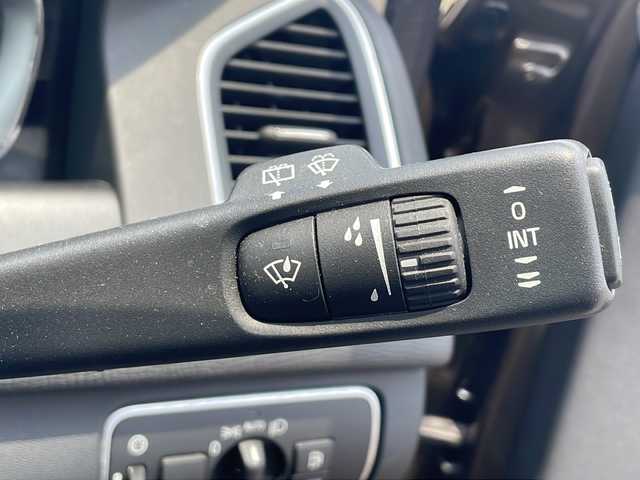 ボルボ ＸＣ６０ D4 クラシック 山口県 2016(平28)年 12.5万km トワイライトブロンズメタリック 純正メモリナビ/Bluetooth接続/バックカメラ/シートヒーター/純正フロアマット/純正18インチアルミホイール/クルーズコントロール/パワーシート/サンルーフ/電動リアゲート/ウインカーミラー/ETC/プッシュスタート