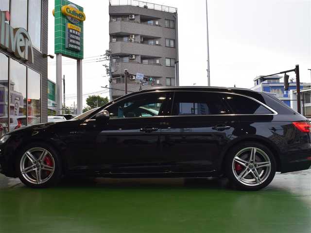 アウディ Ｓ４ アバント 神奈川県 2017(平29)年 5.2万km ミトスブラックメタリック マトリクスLEDヘッドライトパッケージ/ワンオーナー/マトリクスLEDヘッドライトパッケージ/・マトリクスLEDヘッドライト／/ダイナミックターンインジケーター（フロント）/・ LEDリヤコンビネーションライト／/ダイナミックターンインジケーター（リヤ）/・ヘッドライトウォッシャー/純正HDDナビ(DVD/フルセグTV/Bluetooth/USB)/バックカメラ/ビルトインETC/前後ドライブレコーダー/レザーシート/前席パワーシートヒーター/純正18インチアルミホイール/スマートキー/パドルシフト/取扱説明書/保証書/スペアキー1本