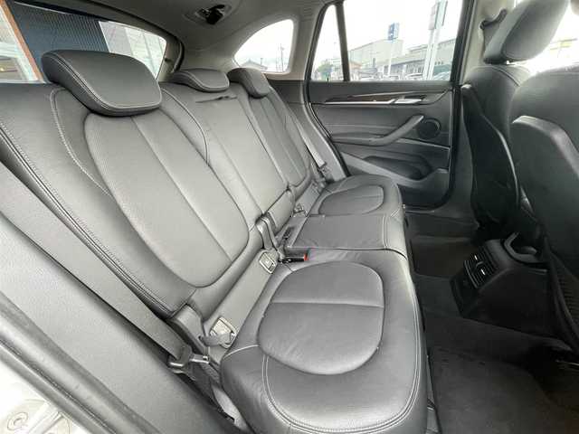 ＢＭＷ Ｘ１ xDrive 20i Xライン 栃木県 2018(平30)年 3.9万km ミネラルホワイト コンフォートアクセス/インテリジェントセーフティ/ヘッドアップディスプレイ/黒レザーシート /パワーシート /シートヒーター /ナビ/バックカメラ/ミラーETC/パークディスタンスコントロール/アクティブクルーズコントロール/ダウンヒルアシスト/パワーテールゲート/パーキングアシスト /ドライブレコーダー