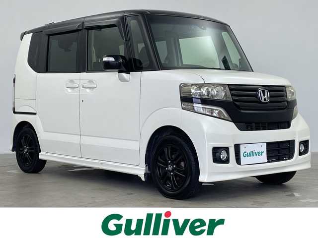 ホンダ Ｎ ＢＯＸ カスタム G SSパッケージ 鹿児島県 2014(平26)年 11.1万km プレミアムホワイトパール 純正メモリナビ/（AM/FM/CD/DVD/ワンセグ）/バックカメラ/両側パワースライドドア/前後ドライブレコーダー/CTBA/ETC/革調シートカバー/純正AW14インチ/純正フロアマット/パワーウインドウ/パワーステアリング/スマートキー/スペアキー