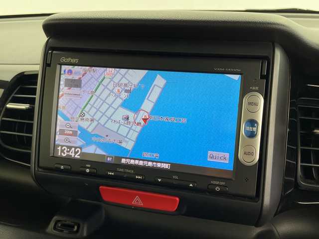 ホンダ Ｎ ＢＯＸ カスタム G SSパッケージ 鹿児島県 2014(平26)年 11.1万km プレミアムホワイトパール 純正メモリナビ/（AM/FM/CD/DVD/ワンセグ）/バックカメラ/両側パワースライドドア/前後ドライブレコーダー/CTBA/ETC/革調シートカバー/純正AW14インチ/純正フロアマット/パワーウインドウ/パワーステアリング/スマートキー/スペアキー