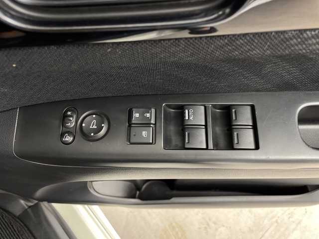 ホンダ Ｎ ＢＯＸ カスタム G SSパッケージ 鹿児島県 2014(平26)年 11.1万km プレミアムホワイトパール 純正メモリナビ/（AM/FM/CD/DVD/ワンセグ）/バックカメラ/両側パワースライドドア/前後ドライブレコーダー/CTBA/ETC/革調シートカバー/純正AW14インチ/純正フロアマット/パワーウインドウ/パワーステアリング/スマートキー/スペアキー