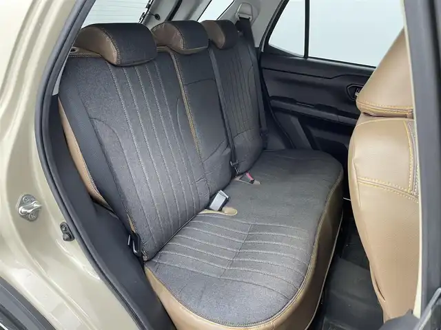 トヨタ ライズ Z 福井県 2021(令3)年 6.5万km ナチュラルベージュマイカM ４WD/純正９型ナビ　/型式：ＮＳＺＴ－Ｙ６８Ｔ /【AM/FM/CD/DVD/Bluetooth/フルセグTV】/全方位カメラ/ビルトインETC/シートヒーター（運転席/助手席）/オートライト/LEDヘッドライド/フロントフォグランプ/プッシュスタート/スマートキー/衝突軽減ブレーキ/クルーズコントロール（追従有）/レーンキープアシスト/社外シートカバー /前後コーナーセンサー