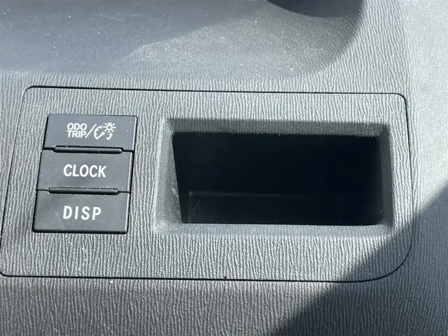 トヨタ ヴォクシー ZS 千葉県 2010(平22)年 10.4万km ブラック ユーザー買取車両/社外ナビ(AVN-LS01W)/・フルセグ/BT/DVD/CD/両側パワースライドドア/ETC/純正フロアマット/純正16インチAW