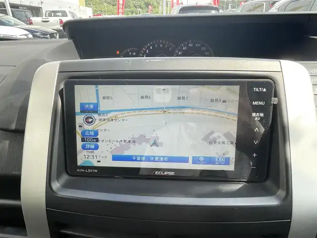 トヨタ ヴォクシー ZS 千葉県 2010(平22)年 10.4万km ブラック ユーザー買取車両/社外ナビ(AVN-LS01W)/・フルセグ/BT/DVD/CD/両側パワースライドドア/ETC/純正フロアマット/純正16インチAW