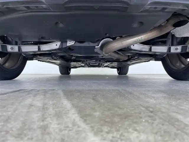 メルセデス・ベンツ ＧＬＢ２００ｄ 大分県 2020(令2)年 5.3万km デジタルホワイト アクティブレーンキーピングアシスト/アクティブブレーキアシスト/ブラインドスポットアシスト/レーダークルーズコントロール/スライディングルーフ/純正ナビ/(AM/FM/TV/USB/BT)/全方位カメラ/前方ドライブレコーダー/前席パワーシート/（ポジションメモリー付き）/前席シートヒーター/電動リアゲート/7人乗り/プッシュスタート/スマートキー/オートライト/LEDヘッドライト/純正フロアマット/純正20インチアルミホイール/保証書・取扱説明書