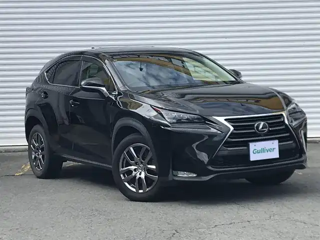 レクサス ＮＸ 200t Iパッケージ 和歌山県 2016(平28)年 8万km グラファイトブラックガラスフレーク 純正メモリナビ/　TV/BT/DVD/FM/AM/アラウンドビューモニター/L tex(合皮）シート/サンルーフ/運転席＆助手席/ シートヒーター＆パワーシート/ステアリングヒーター/プリクラッシュセーフティー/ブラインドスポットモニター/レーダークルーズコントロール/コーナーセンサー/純正18インチアルミホイール/オートライト/オートハイビーム/角形3眼LEDヘッドライト/LEDフォグランプ/ETC車載器/スペアキーX1（カードキー）/プッシュスタート/取扱説明書/保証書