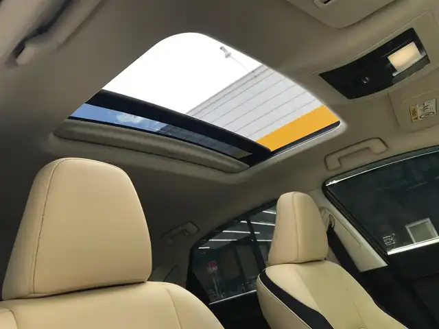 レクサス ＮＸ 200t Iパッケージ 和歌山県 2016(平28)年 8万km グラファイトブラックガラスフレーク 純正メモリナビ/　TV/BT/DVD/FM/AM/アラウンドビューモニター/L tex(合皮）シート/サンルーフ/運転席＆助手席/ シートヒーター＆パワーシート/ステアリングヒーター/プリクラッシュセーフティー/ブラインドスポットモニター/レーダークルーズコントロール/コーナーセンサー/純正18インチアルミホイール/オートライト/オートハイビーム/角形3眼LEDヘッドライト/LEDフォグランプ/ETC車載器/スペアキーX1（カードキー）/プッシュスタート/取扱説明書/保証書