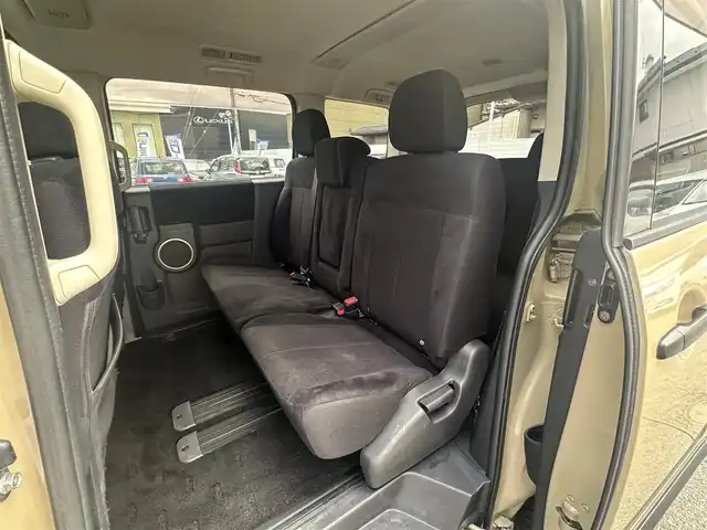 三菱 デリカＤ：５ G－Power package 滋賀県 2012(平24)年 12.8万km ベージュ (株)IDOMが運営する【じしゃロン草津店】の自社ローン専用車両になりますこちらは現金またはオートローンご利用時の価格です。自社ローンご希望の方は別途その旨お申付け下さい