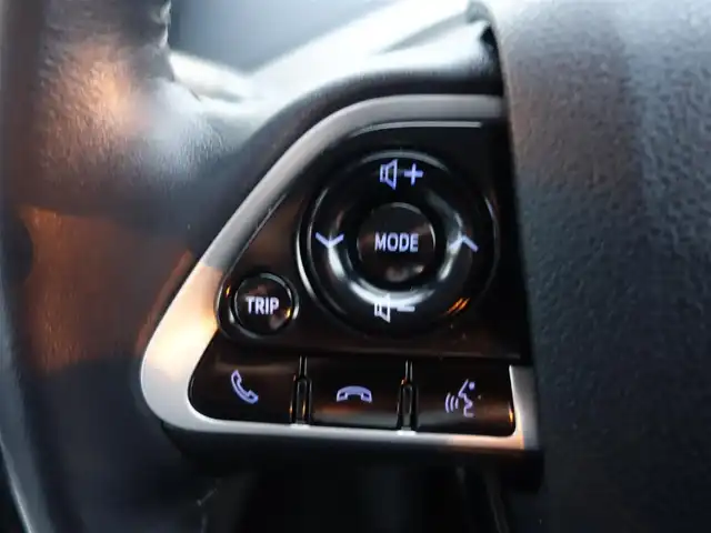 トヨタ ＭＩＲＡＩ 静岡県 2016(平28)年 3.4万km ピュアブルーメタリック 2トーン 水素自動車/法人ワンオーナー／禁煙車/車検R9年2月25日/トヨタセーフティセンス/　・プリクラッシュセーフティ/　・レーダークルーズコントロール/　・レーンキープシスト/　・オートマチックハイビーム/BSM/クリアランスソナー／バックソナー/純正9インチSDナビ（DSZT-YB4Y）/　CD/DVD/SD/BT/USB/VTR/フルセグTV/バックカメラ/ビルトインETC/前方ドライブレコーダー（DC-DR410）/置くだけ充電/前席パワーシート／運転席シートメモリー/前席シートヒーター/プッシュスタート／スマートキー/LEDヘッドライト/取扱説明書／保証書/純正フロアマット／ドアバイザー