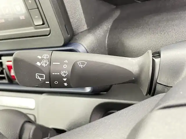 ダイハツ タント X 千葉県 2025(令7)年 0.5万km サンドベージュメタリック 禁煙車/スマートアシスト/・衝突警報機能/・衝突回避支援ブレーキ機能/・ブレーキ制御付誤発進抑制機能/・車線逸脱警報機能/・車線逸脱抑制制御機能/・ふらつき警報/・路側逸脱警報機能/左側パワースライドドア/7インチワイドディスプレイオーディオ/バックカメラ/LEDオートライト/オートエアコン/アイドリングストップ/プッシュスタート/スマートキー