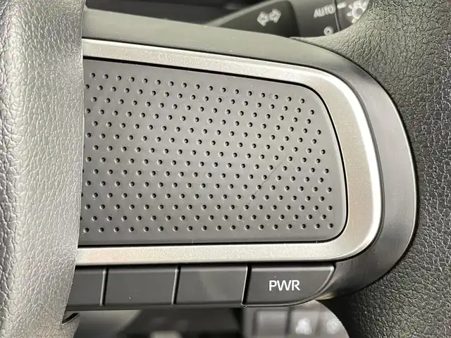 ダイハツ タント X 千葉県 2025(令7)年 0.5万km サンドベージュメタリック 禁煙車/スマートアシスト/・衝突警報機能/・衝突回避支援ブレーキ機能/・ブレーキ制御付誤発進抑制機能/・車線逸脱警報機能/・車線逸脱抑制制御機能/・ふらつき警報/・路側逸脱警報機能/左側パワースライドドア/7インチワイドディスプレイオーディオ/バックカメラ/LEDオートライト/オートエアコン/アイドリングストップ/プッシュスタート/スマートキー