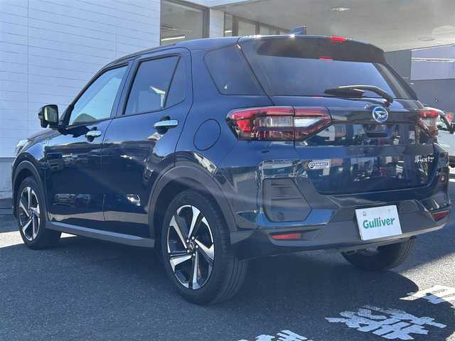 ダイハツ ロッキー プレミアム G HEV 長崎県 2022(令4)年 3.2万km レーザーブルークリスタルシャイン ・純正SDナビ（AM/FM/BT/CD/DVD/フルセグTV）/・スマートアシスト/・フロアマット/・BSM/・電子サイドブレーキ/・全方位モニター/・RCTA/・S-PDL/・ステアリングスイッチ/・ビルトインETC/・電格ウィンカーミラー/・追従クルーズコントロール/・前方ドライブレコーダー/・前席シートヒーター/・革調シートカバー