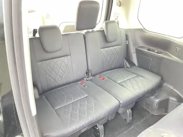 日産 セレナ e－パワー ハイウェイスター G 福岡県 2020(令2)年 5.2万km ダイヤモンドブラック プロパイロット/フリップダウンモニター/純正１０インチナビ（ＭＭ５２０Ｄ－Ｌ）/フルセグTV/CD/DVD/BD/SD/BT/AM/FM/全周囲カメラ/デジタルインナーミラー/衝突軽減/ＢＳＷ/両側パワースライドドア/ステアリングヒーター/前席シートヒーター/電動パーキング/ブレーキホールド/スマートキー/プッシュスタート