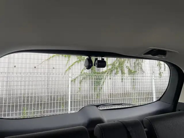 ホンダ オデッセイ ハイブリッド e:HEVアブソルート EX 埼玉県 2021(令3)年 3.9万km プラチナホワイトパール /ワンオーナー//純正10型メモリナビ//フルセグTV//全方位カメラ//フリップダウンモニター//CD/DVD/Bluetooth//両側パワースライドドア//パワーバックドア//アダプティブクルーズコントロール//ビルトインETC2.0//スマートキーx2//LEDヘッドライト/LEDフォグ//前2席パワーシート&シートヒータ//2ndシート オットマン//ハーフレザーシート//CMBS 衝突軽減ブレーキ//LKAS 車線維持支援システム//ブラインドスポットインフォメーション//W.サイド.カーテンエアバッグ//ABS/横滑り防止装置//アドバンスドルームミラー//オートライト//革巻きステアリング//プライバシーガラス//ドアバイザー//純正18インチAW//新車時保証書//取扱説明書//ナビ取説