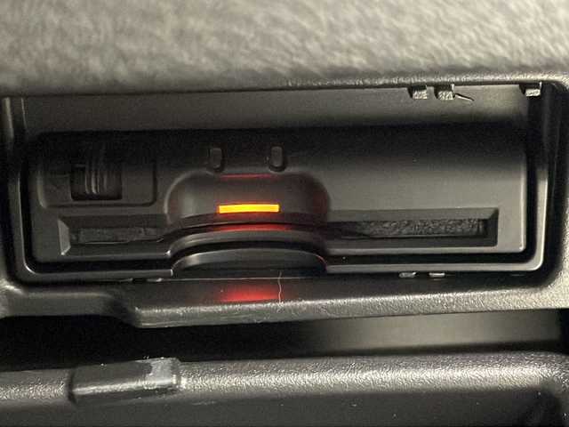 日産 セレナ 茨城県 2018(平30)年 4.8万km ブリリアントホワイトパール 2トーン 純正ナビ/・バックカメラ/・フルセグテレビ/・Bluetooth接続/クルーズコントロール/ETC/エアロパーツ/純正アルミホイール/コーナーセンサ/LEDヘッドライト/ABS/横滑り防止装置/盗難防止装置/オートライト/衝突被害軽減システム