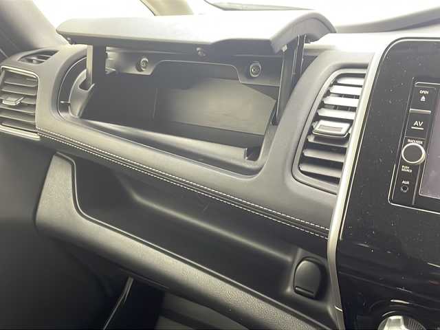 日産 セレナ 茨城県 2018(平30)年 4.8万km ブリリアントホワイトパール 2トーン 純正ナビ/・バックカメラ/・フルセグテレビ/・Bluetooth接続/クルーズコントロール/ETC/エアロパーツ/純正アルミホイール/コーナーセンサ/LEDヘッドライト/ABS/横滑り防止装置/盗難防止装置/オートライト/衝突被害軽減システム