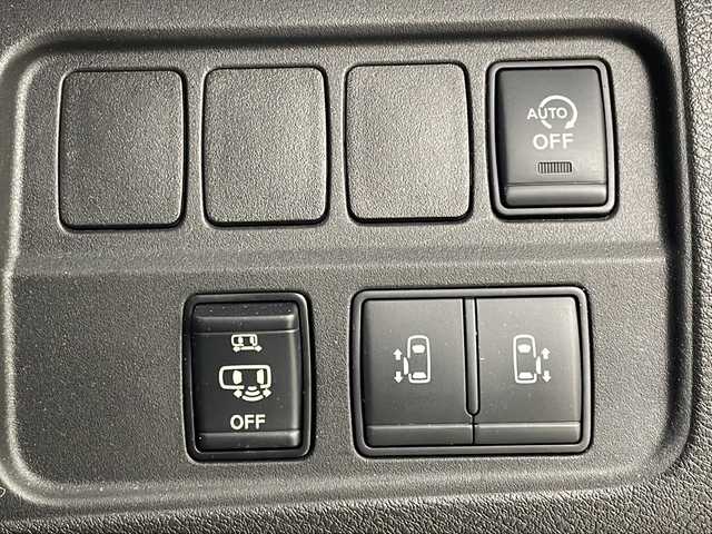 日産 セレナ 茨城県 2018(平30)年 4.8万km ブリリアントホワイトパール 2トーン 純正ナビ/・バックカメラ/・フルセグテレビ/・Bluetooth接続/クルーズコントロール/ETC/エアロパーツ/純正アルミホイール/コーナーセンサ/LEDヘッドライト/ABS/横滑り防止装置/盗難防止装置/オートライト/衝突被害軽減システム