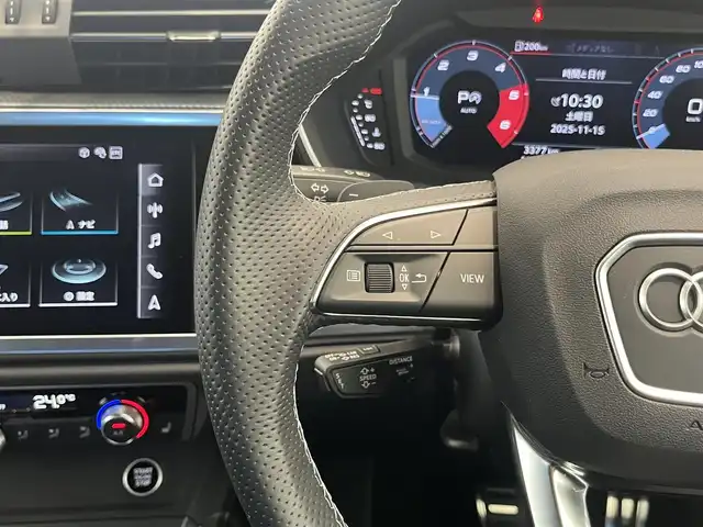 アウディ Ｑ３ SB 35TDIクワトロ Sライン 岐阜県 2021(令3)年 0.4万km パール 純正MMIナビゲーション/　Bluetooth　AM　FM/ベーシックパッケージ/・シートヒーター　フロント/・シート電動調整機能　フロント/・ステアリングホイール3スポークレザー/・マルチファンクションパドルシフトフラットボトム/・オートマチックテールゲート/・アウディホールドアシスト/・ランバーサポート4ウェイ　フロント/アシスタンスパッケージ/・アダプティブクルーズアシスト/・エマージェンシーアシスト/・ハイビームアシスト/・サイドアシスト/・リヤクロストラフィックアシスト/テクノロジーパッケージ/・スマートフォンインターフェース/・ワイヤレスチャージング/リアビューカメラ/サラウンドビューカメラ/LEDヘッドライト/純正19インチAW