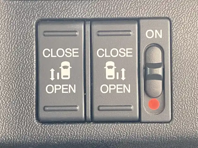 ホンダ ステップワゴン スパーダ ホンダセンシング 青森県 2019(令1)年 5.1万km プラチナホワイトパール ４WD/純正ナビ/フルセグTV/CD/DVD/BT/バックカメラ/両側パワースライドドア/ETC/後席モニター/スマートキー×２/クルーズコントロール/衝突被害軽減システム/レーンアシスト