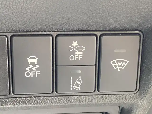 ホンダ ステップワゴン スパーダ ホンダセンシング 青森県 2019(令1)年 5.1万km プラチナホワイトパール ４WD/純正ナビ/フルセグTV/CD/DVD/BT/バックカメラ/両側パワースライドドア/ETC/後席モニター/スマートキー×２/クルーズコントロール/衝突被害軽減システム/レーンアシスト