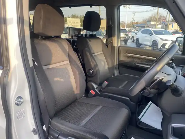 ホンダ ステップワゴン スパーダ ホンダセンシング 青森県 2019(令1)年 5.1万km プラチナホワイトパール ４WD/純正ナビ/フルセグTV/CD/DVD/BT/バックカメラ/両側パワースライドドア/ETC/後席モニター/スマートキー×２/クルーズコントロール/衝突被害軽減システム/レーンアシスト